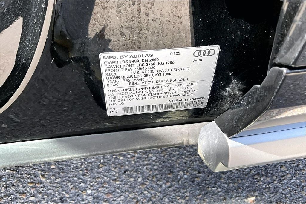 2022 Audi Q5 45 S line Prestige quattro