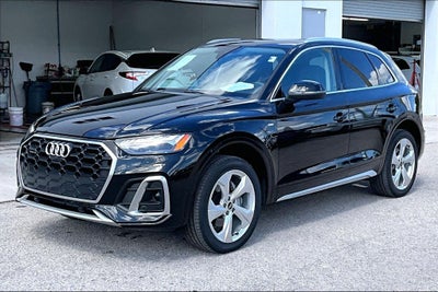 2022 Audi Q5 45 S line Prestige quattro