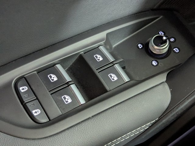 2025 Audi Q5 S line Prestige 45 TFSI quattro