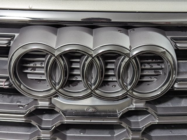 2025 Audi Q5 S line Prestige 45 TFSI quattro