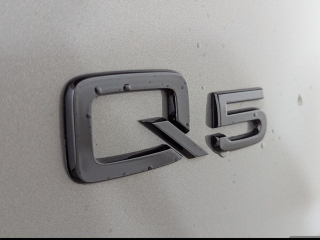 2025 Audi Q5 S line Prestige 45 TFSI quattro