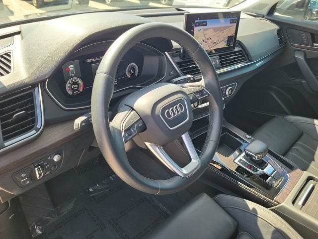 2023 Audi Q5 45 S line Prestige