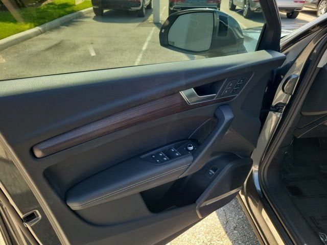 2023 Audi Q5 45 S line Prestige