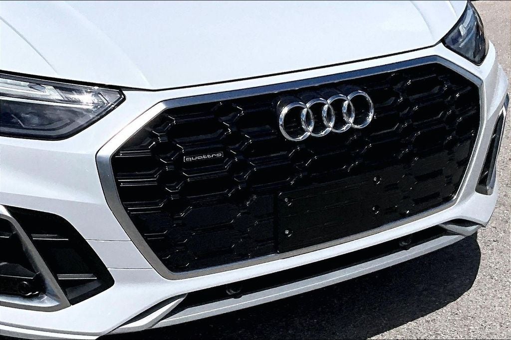 2023 Audi Q5 45 S line Premium quattro