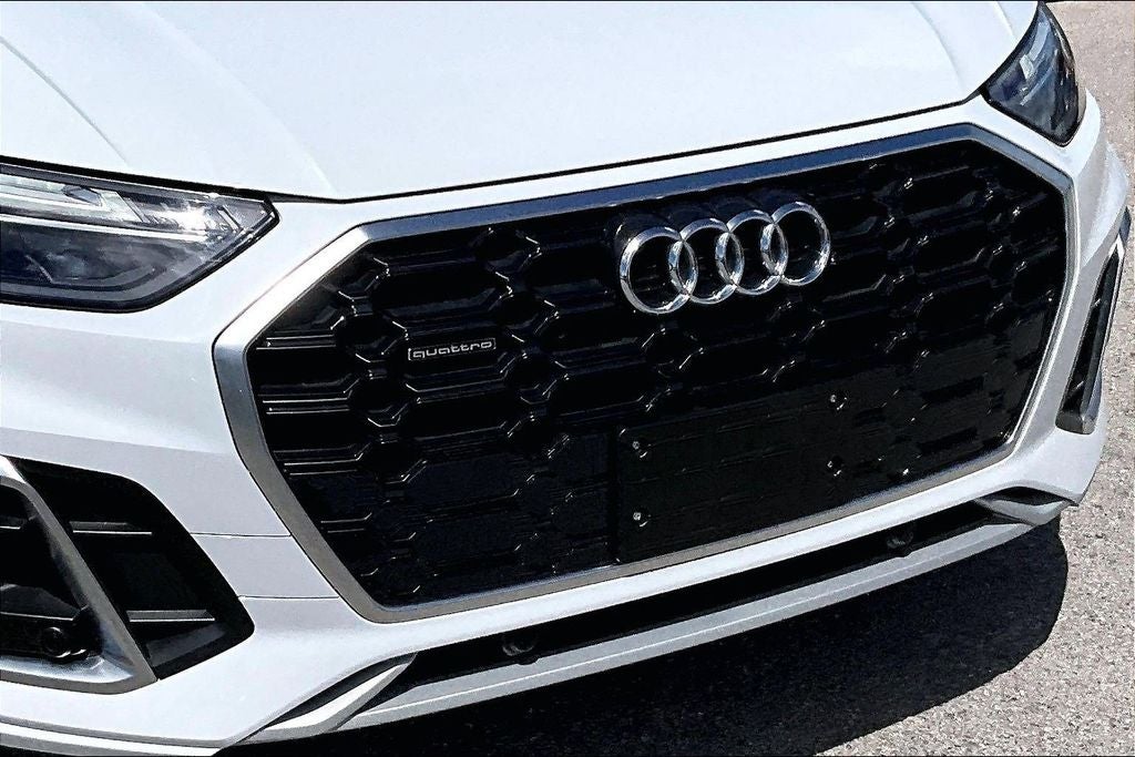 2023 Audi Q5 45 S line Premium quattro