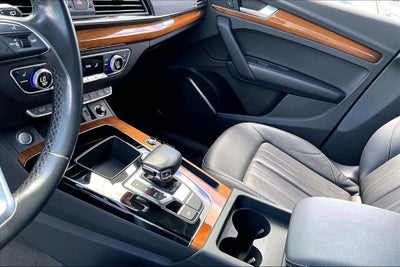 2023 Audi Q5 45 S line Premium quattro