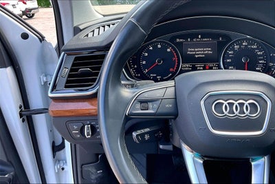 2023 Audi Q5 45 S line Premium quattro