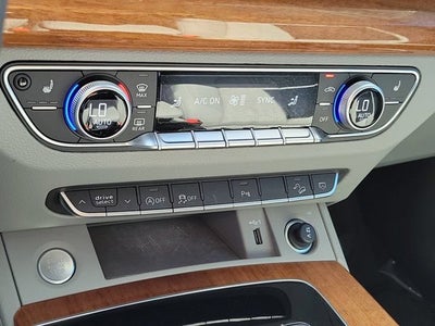 2023 Audi Q5 45 S line Premium