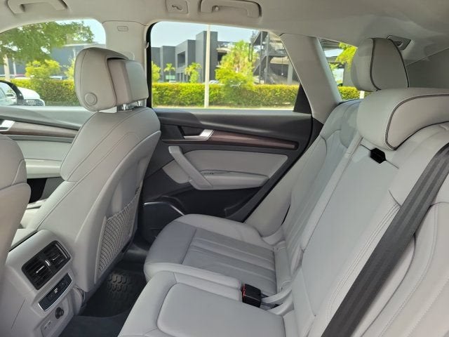 2024 Audi Q5 45 S line Premium