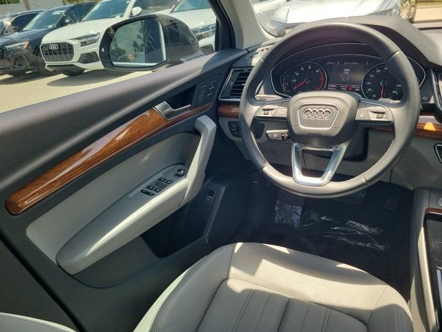 2023 Audi Q5 45 S line Premium
