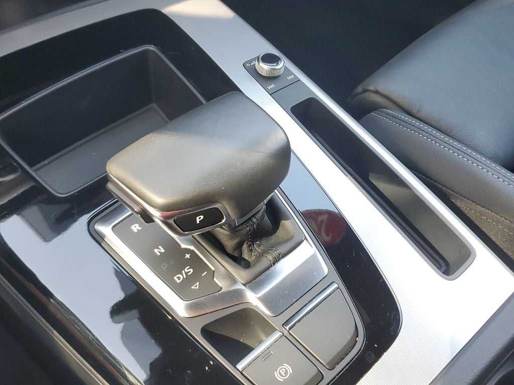2025 Audi Q5 45 S line Premium quattro
