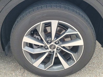 2023 Audi Q5 45 S line Premium