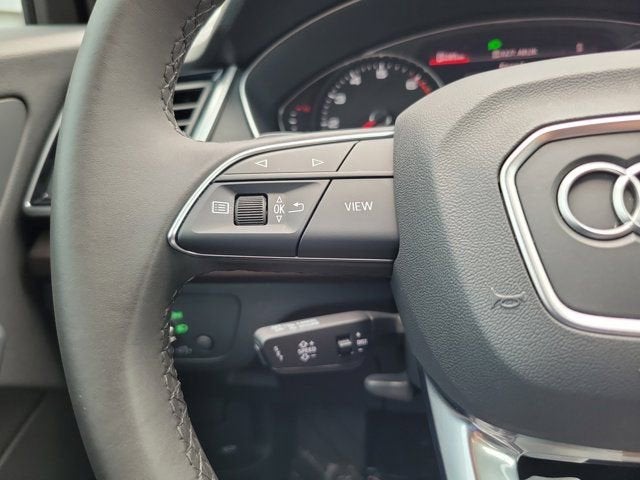 2023 Audi Q5 45 S line Premium