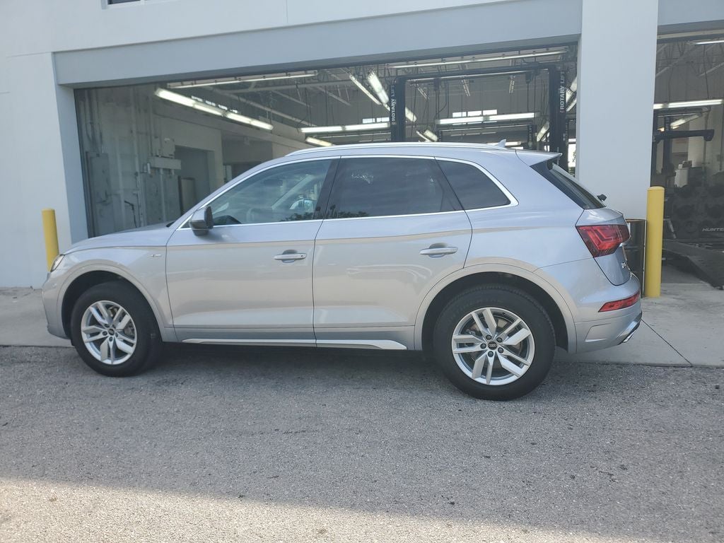 2023 Audi Q5 45 S line Premium quattro