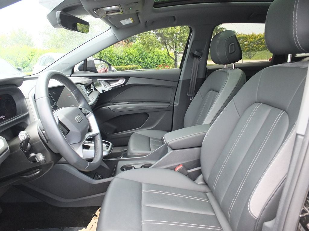 2024 Audi Q4 e-tron Premium quattro
