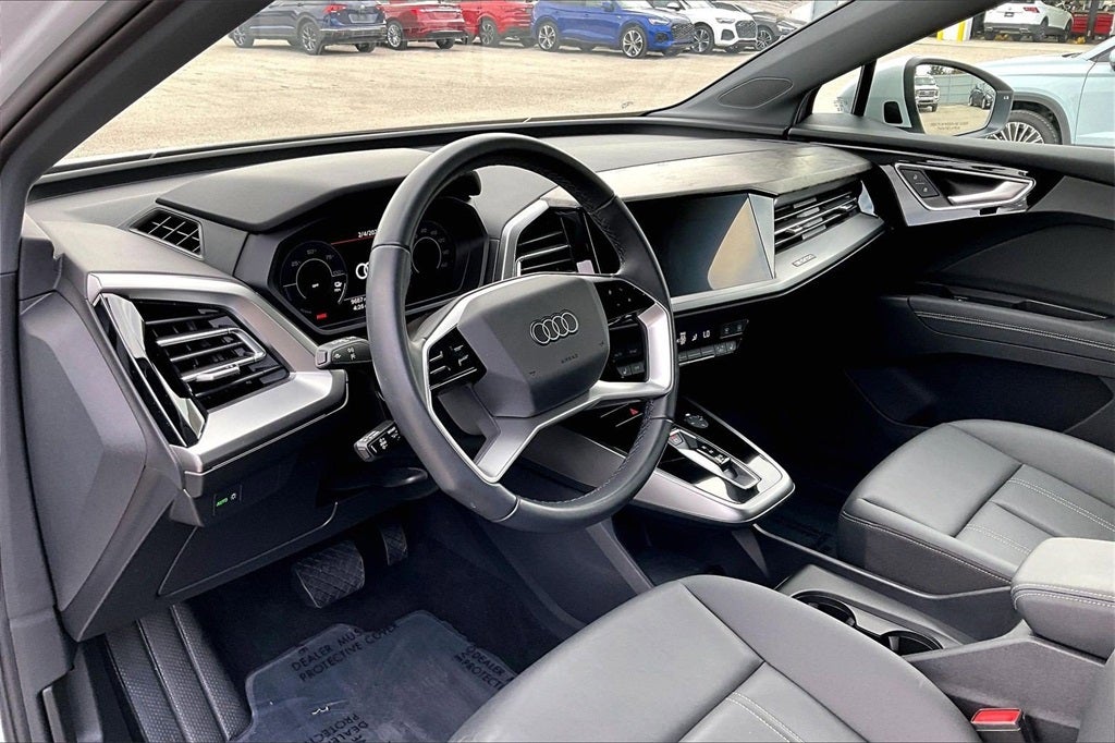 2024 Audi Q4 e-tron Premium quattro