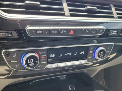 2019 Audi Q7 55 SE Premium Plus