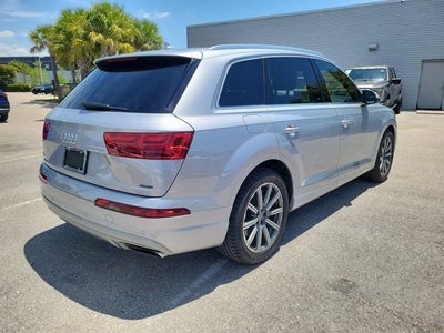 2019 Audi Q7 55 SE Premium Plus