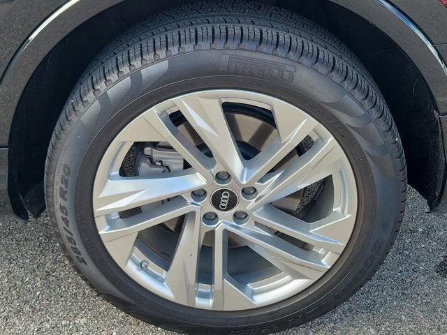 2024 Audi Q7 45 Premium Plus