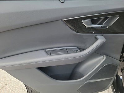 2023 Audi Q7 45 Premium Plus