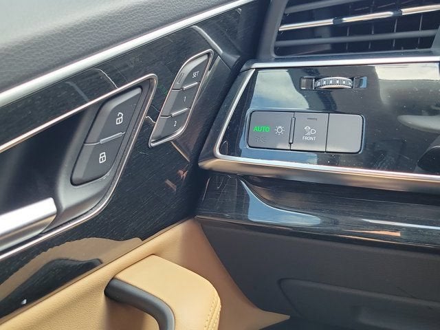 2023 Audi Q7 45 Premium Plus