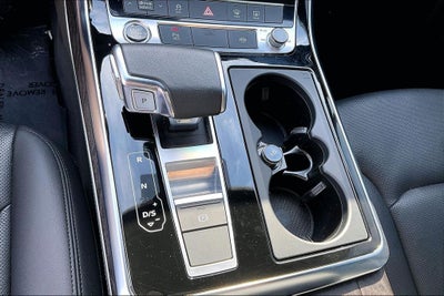 2023 Audi Q7 45 Premium Plus quattro