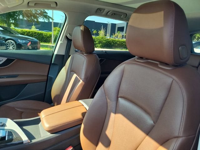 2019 Audi Q7 45 Premium Plus