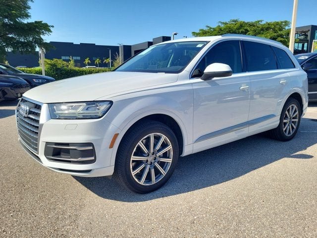 2019 Audi Q7 45 Premium Plus