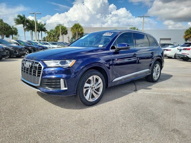 2022 Audi Q7 45 Premium Plus