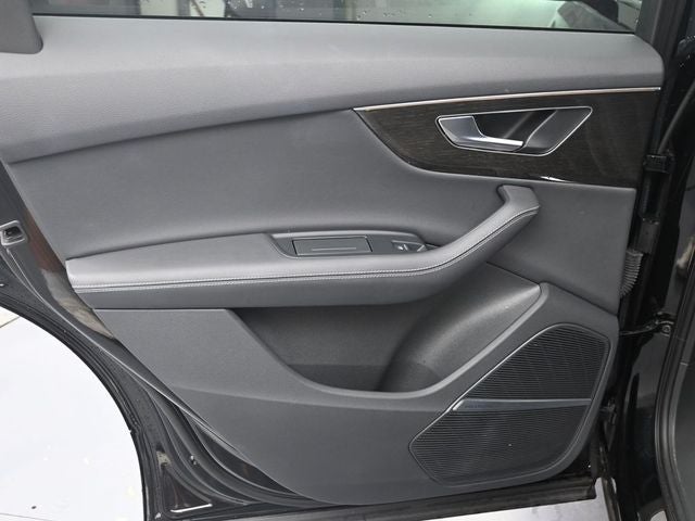 2025 Audi Q7 55 Premium Plus quattro