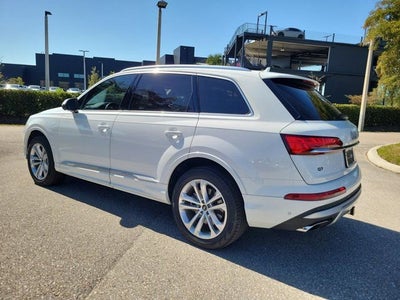 2025 Audi Q7 55 Premium Plus