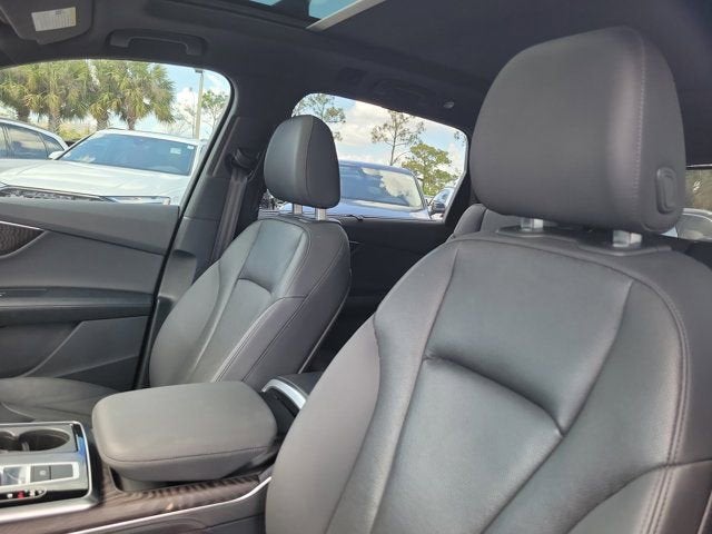 2021 Audi Q7 55 Premium Plus