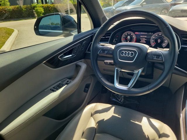 2023 Audi Q7 55 Premium Plus