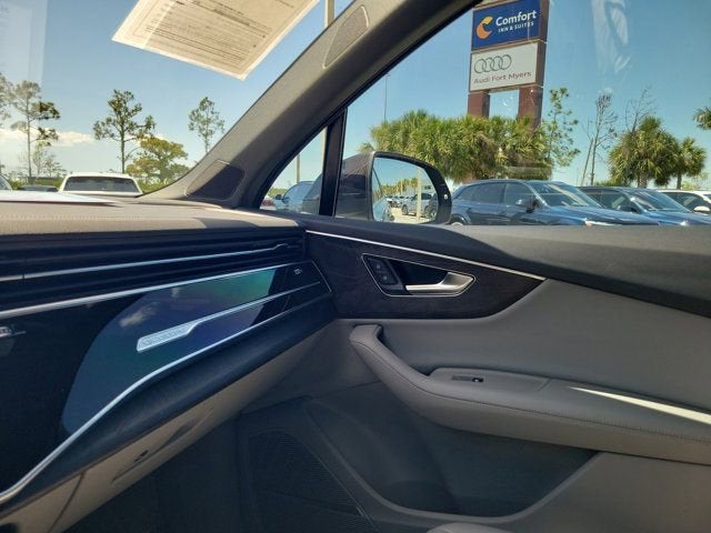 2023 Audi Q7 55 Premium Plus