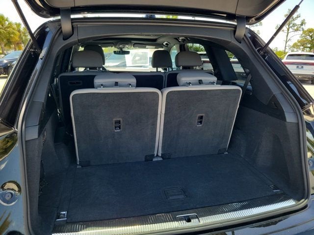 2023 Audi Q7 55 Premium Plus