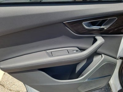 2023 Audi Q7 55 Premium Plus