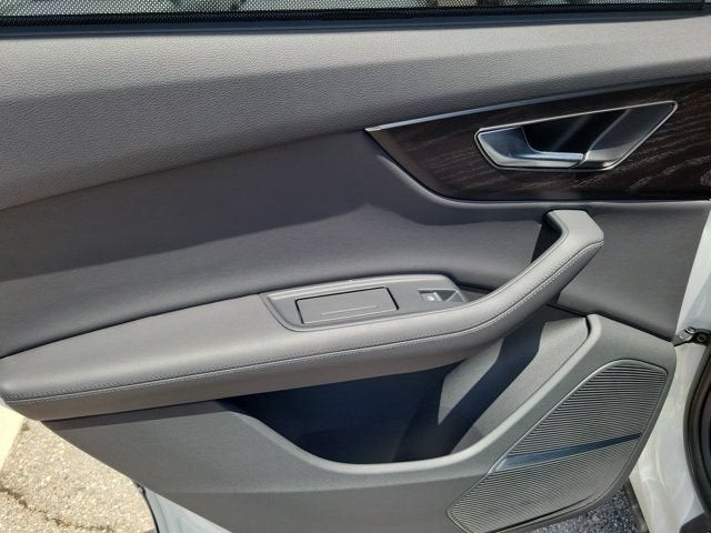 2023 Audi Q7 55 Premium Plus