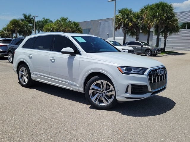 2023 Audi Q7 55 Premium Plus