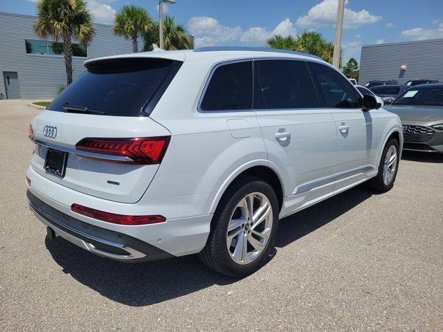 2023 Audi Q7 55 Premium Plus