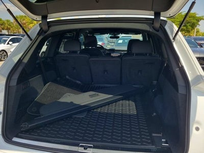 2023 Audi Q7 55 Premium Plus