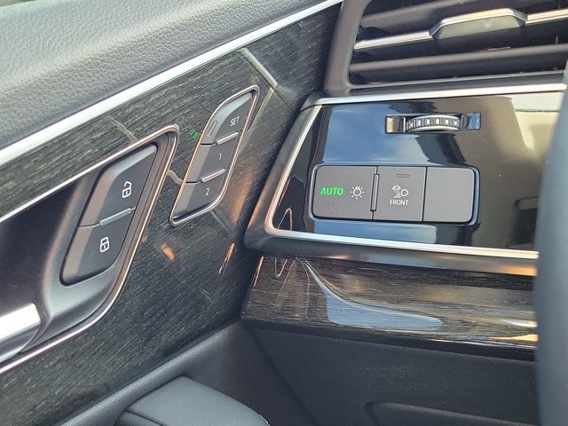 2023 Audi Q7 55 Premium Plus