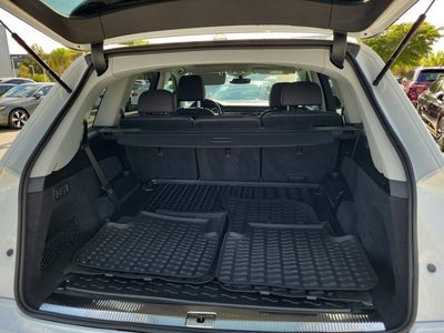 2023 Audi Q7 55 Premium Plus