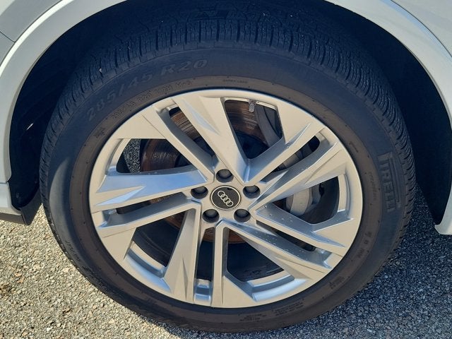 2023 Audi Q7 55 Premium Plus