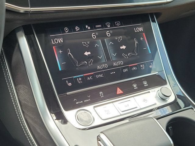2025 Audi Q7 55 Prestige