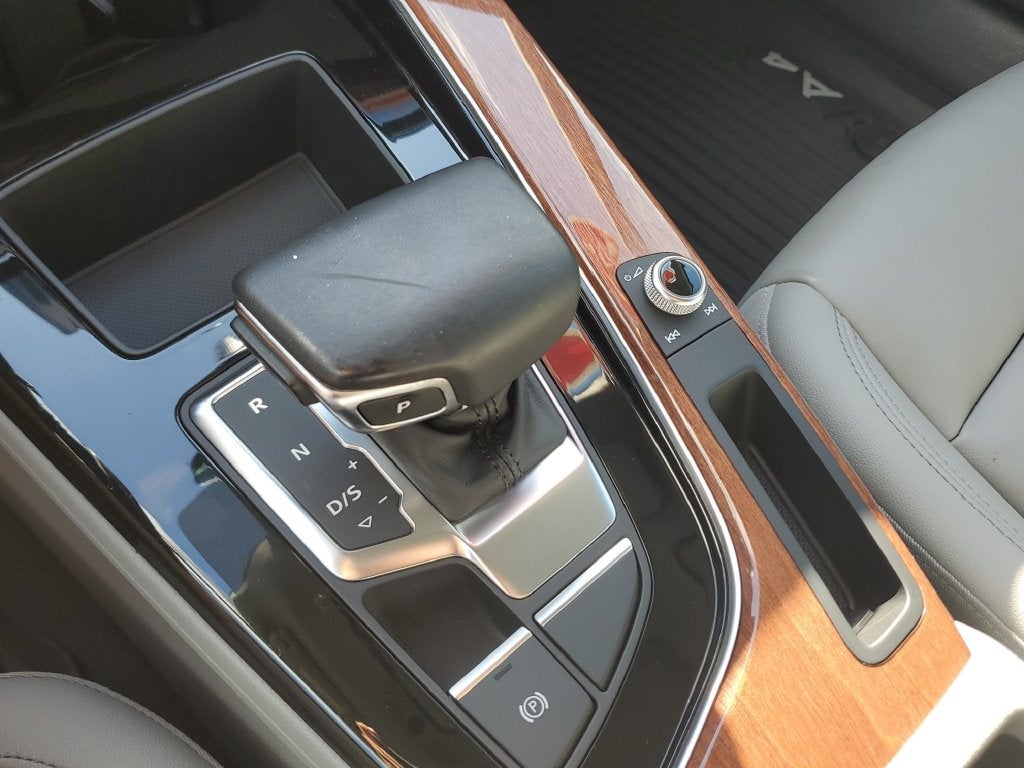2023 Audi A4 40 Premium quattro