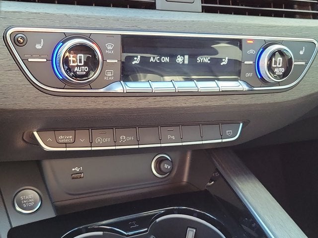 2024 Audi A4 45 S line Premium