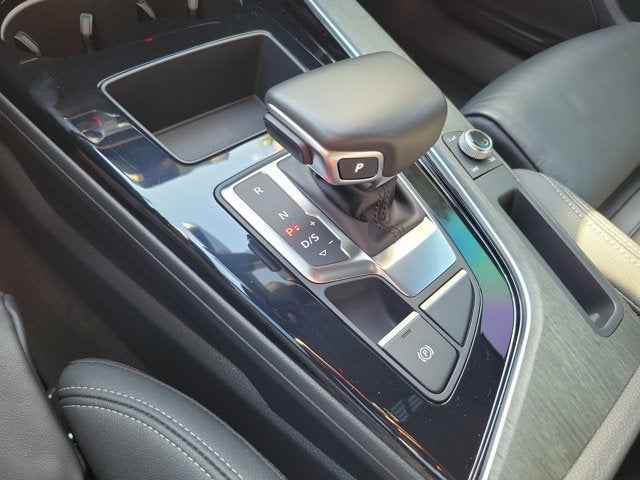 2024 Audi A4 45 S line Premium