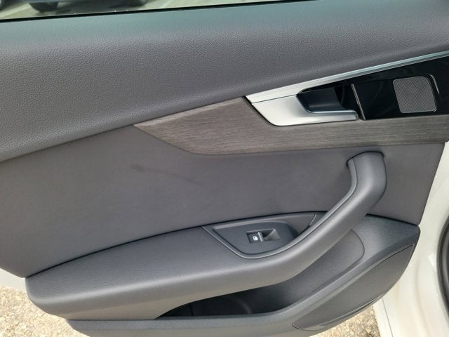 2023 Audi A4 45 S line Premium