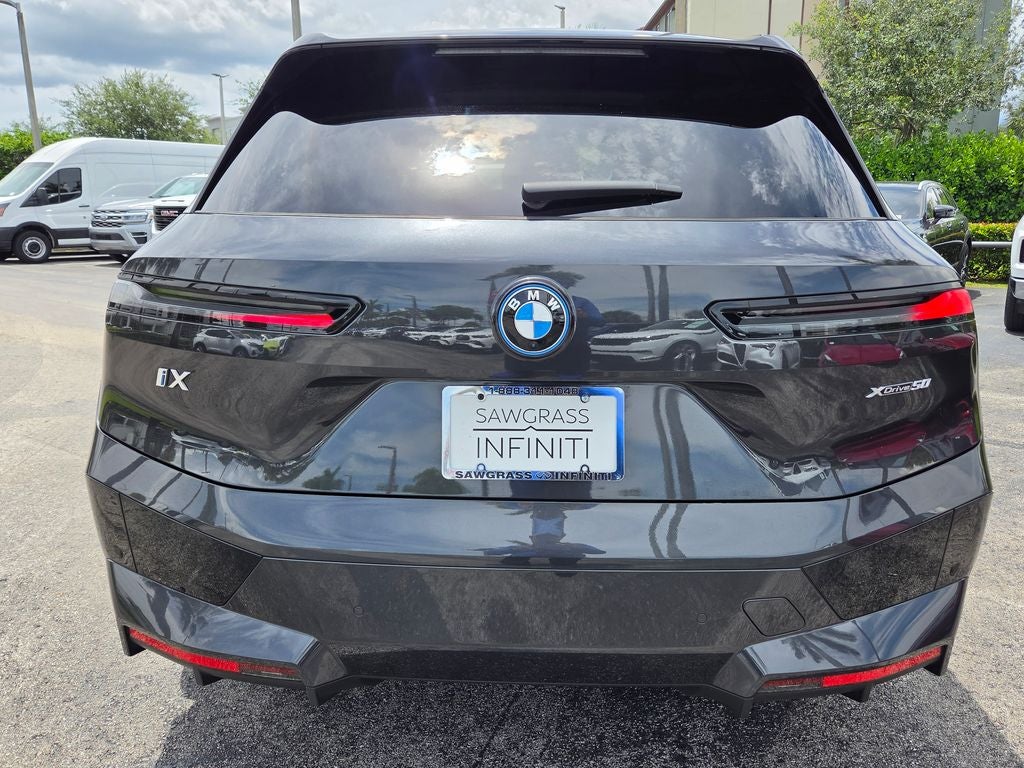 2024 BMW iX xDrive50