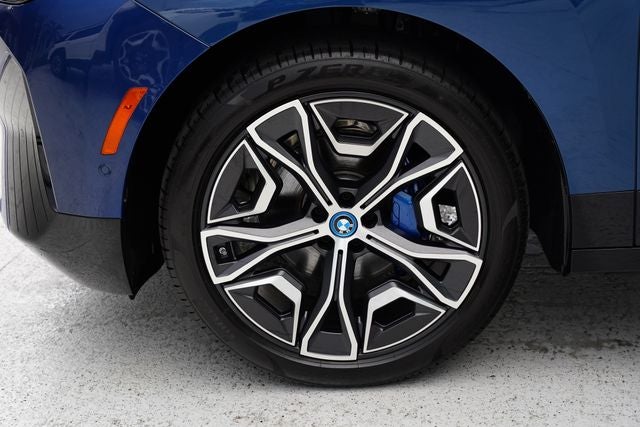 2025 BMW iX xDrive50